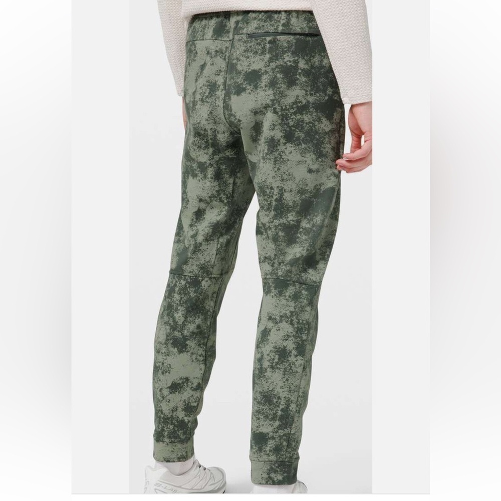 Men’s Lululemon City Sweat Jogger. Size M - Picture 2 of 9